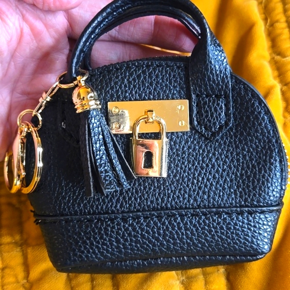 Micro Unbranded Black Bag Bagcharm